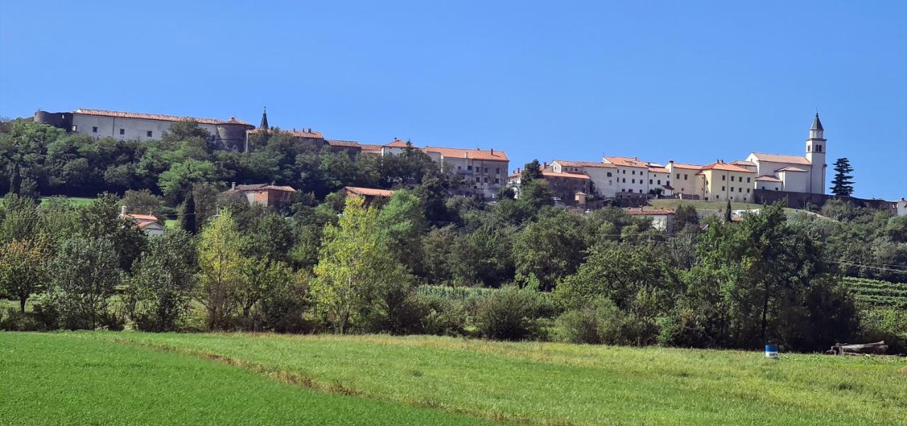Apartma In Soba Vipavski Kriz Ajdovščina Exteriör bild